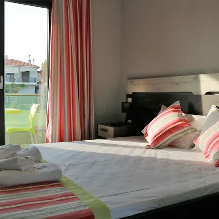Paramithi Luxury Apartments Nikiti  Buitenkant foto