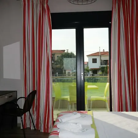 Paramithi Luxury Apartments Nikiti  Buitenkant foto
