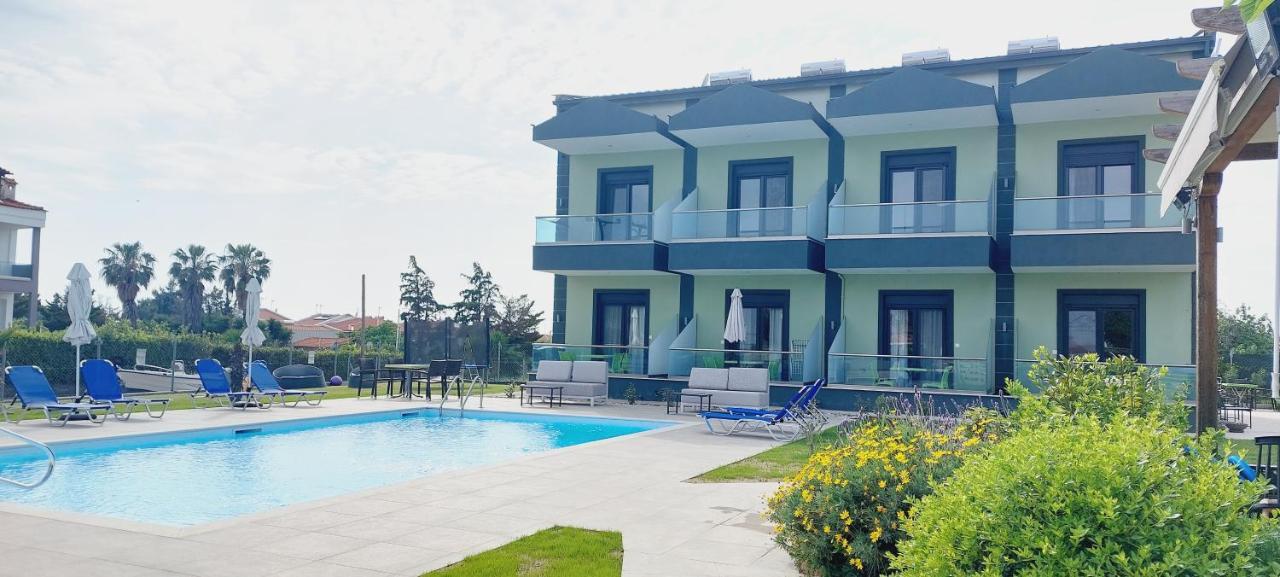 Paramithi Luxury