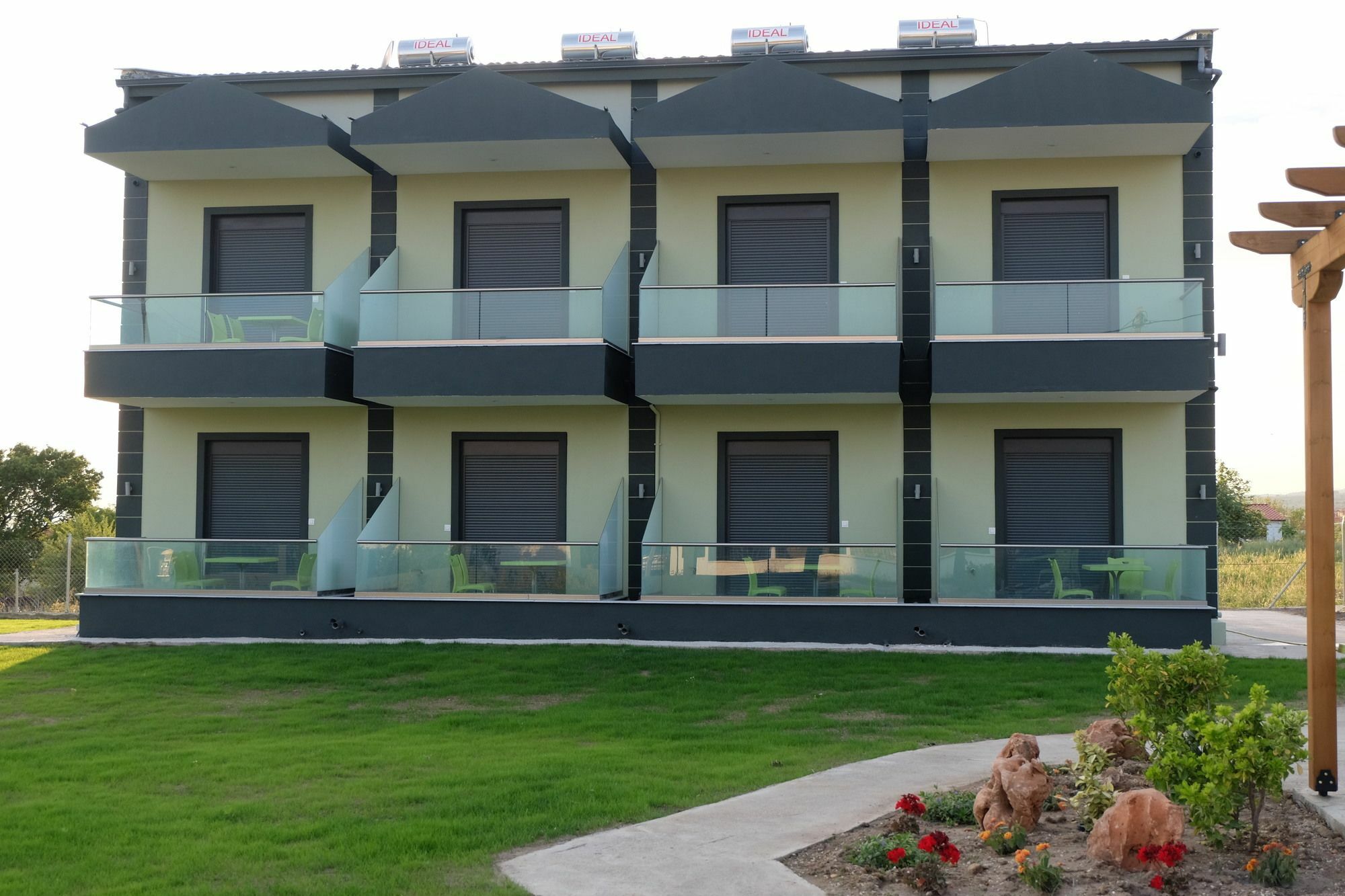 Paramithi Luxury